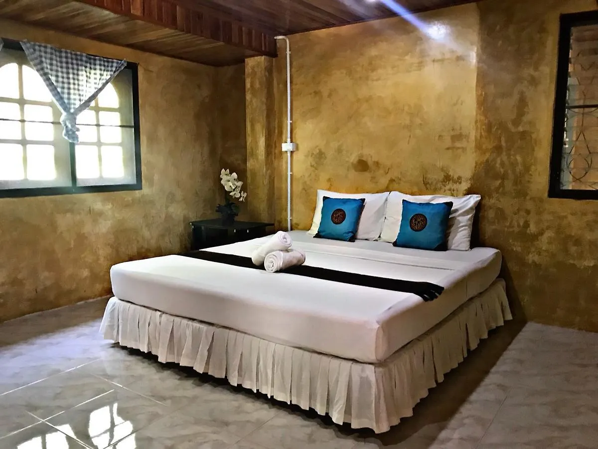 Baan Suan Farmstay Ko Lanta
